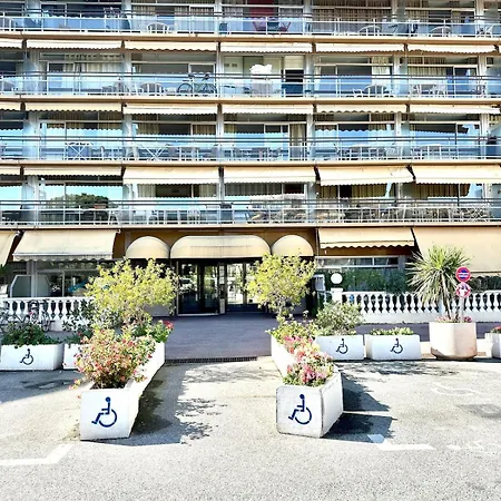 Climatise - Piscine - Tennis - Bord De